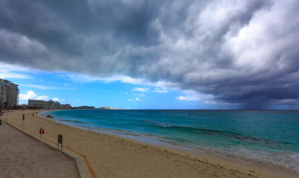 Cada día se pagan 25 mdp por siniestros hidrometeorológicos