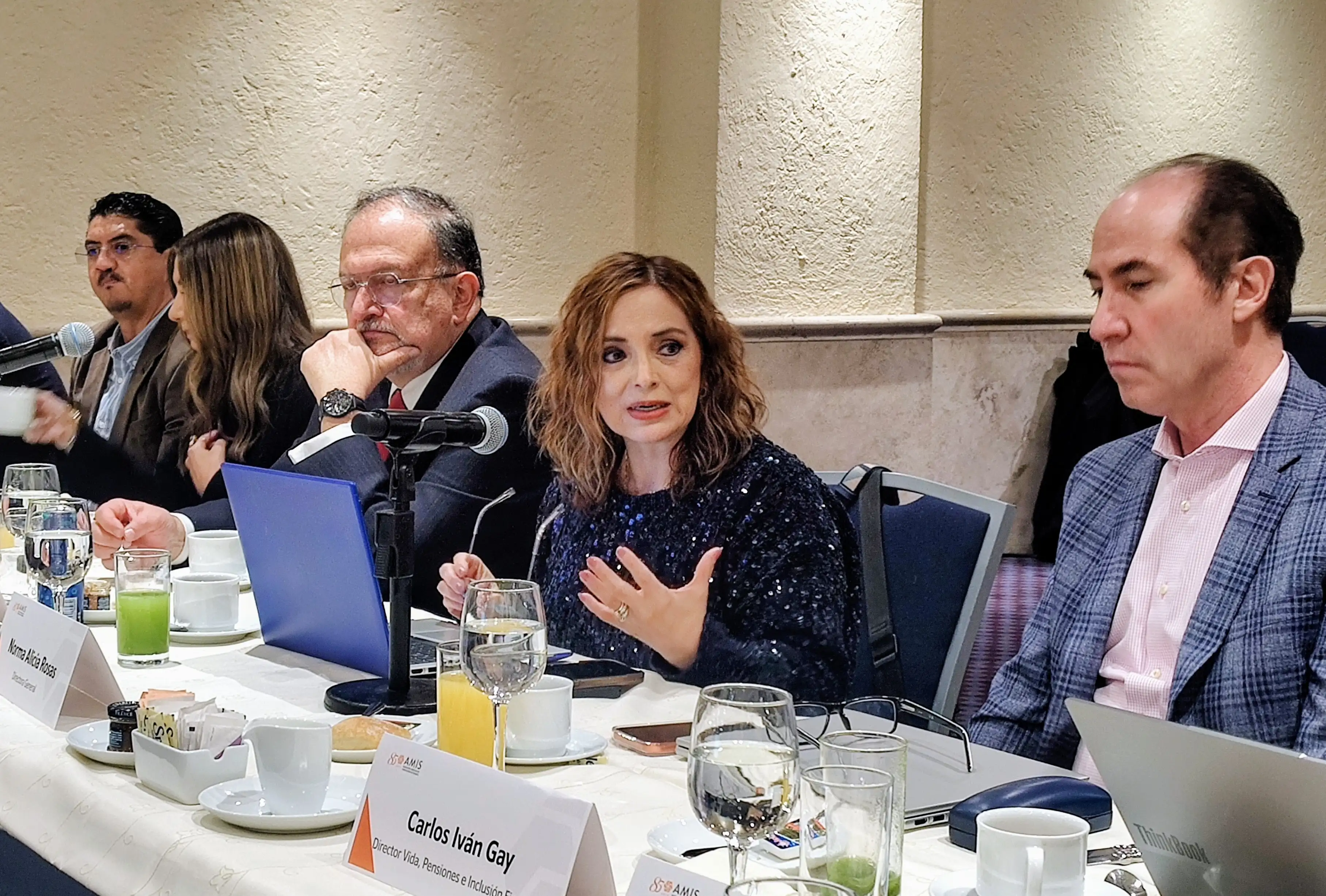 Futurelife-home2-slideshow